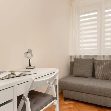 Jasny Apartament Blisko Plazy W Sopocie By Rent Like 아파트 *